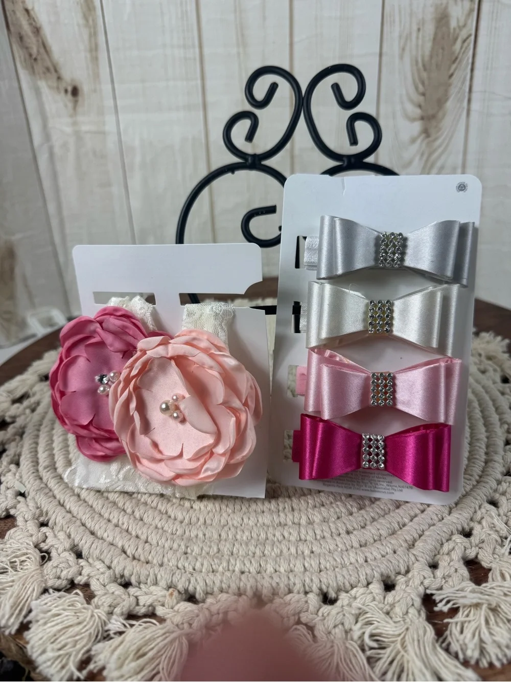 2 Girls Floral & Bow head wrap and 4 bow headwraps